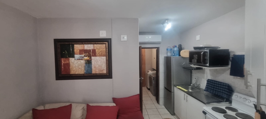 2 Bedroom Property for Sale in Uvongo Beach KwaZulu-Natal
