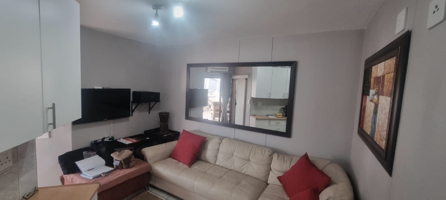 2 Bedroom Property for Sale in Uvongo Beach KwaZulu-Natal