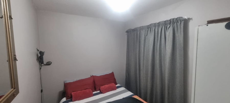 2 Bedroom Property for Sale in Uvongo Beach KwaZulu-Natal