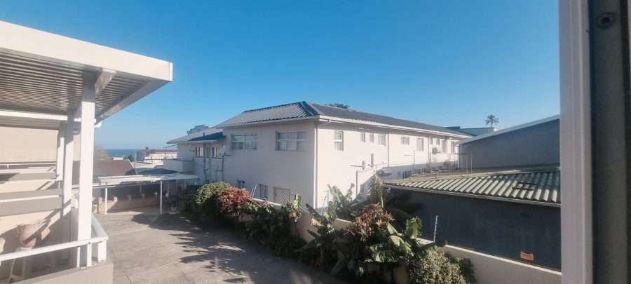 2 Bedroom Property for Sale in Uvongo Beach KwaZulu-Natal