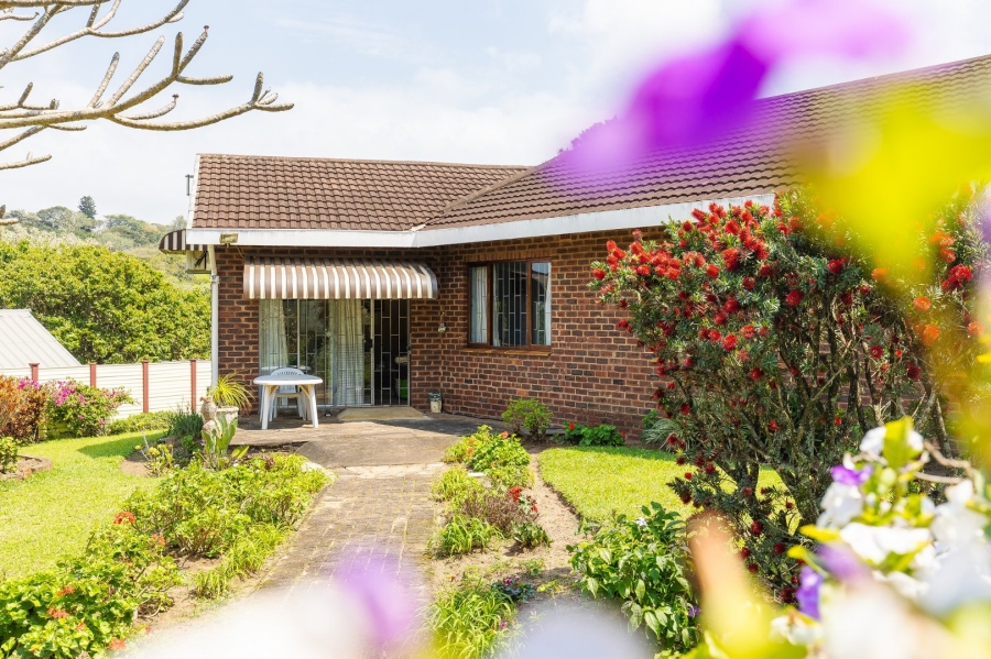 4 Bedroom Property for Sale in Umtentweni KwaZulu-Natal