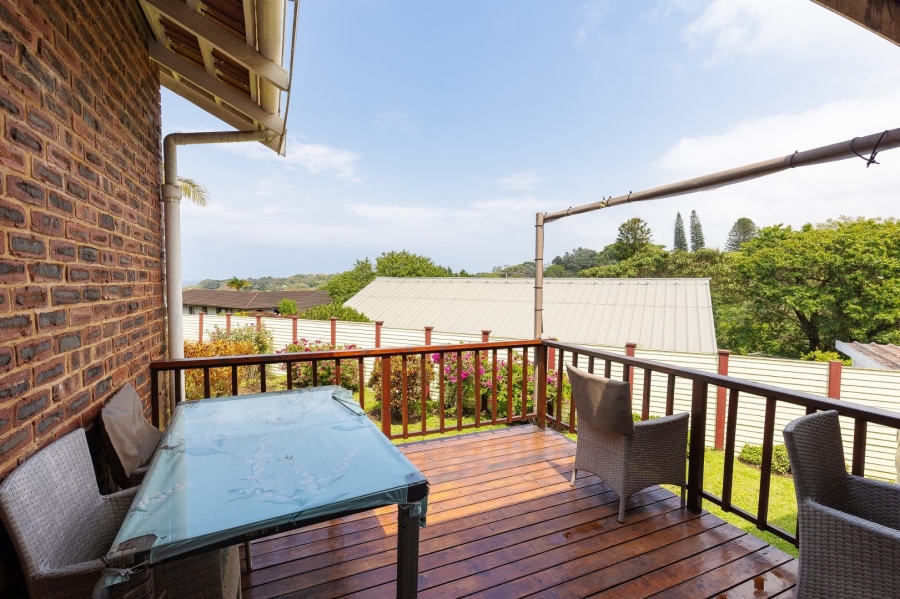 4 Bedroom Property for Sale in Umtentweni KwaZulu-Natal