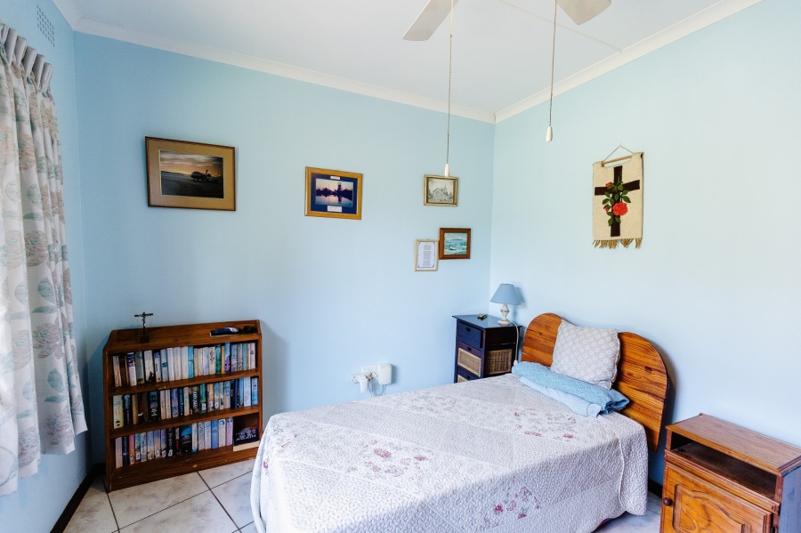 4 Bedroom Property for Sale in Umtentweni KwaZulu-Natal