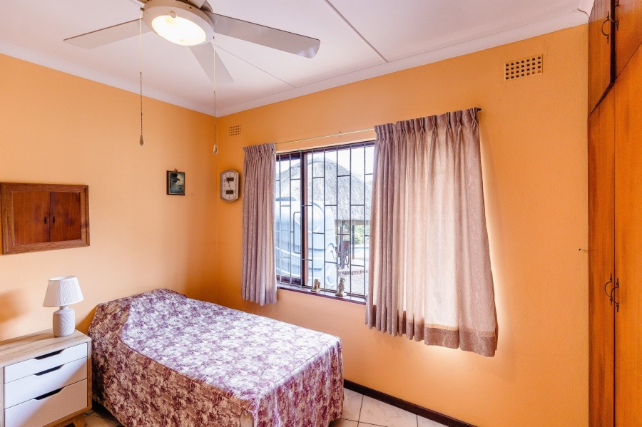 4 Bedroom Property for Sale in Umtentweni KwaZulu-Natal
