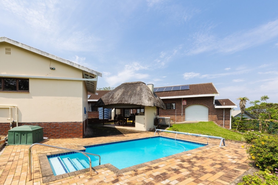 4 Bedroom Property for Sale in Umtentweni KwaZulu-Natal