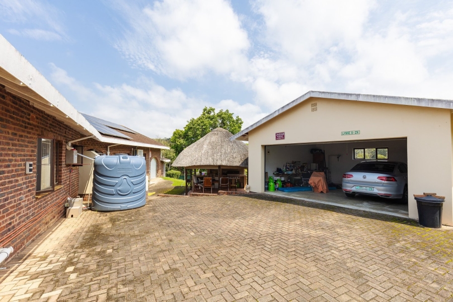 4 Bedroom Property for Sale in Umtentweni KwaZulu-Natal