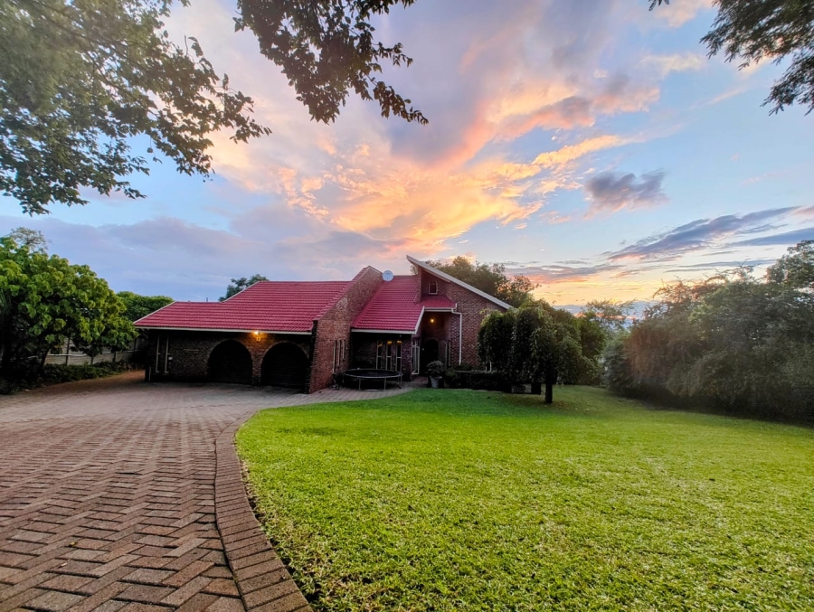 3 Bedroom Property for Sale in Signal Hill KwaZulu-Natal
