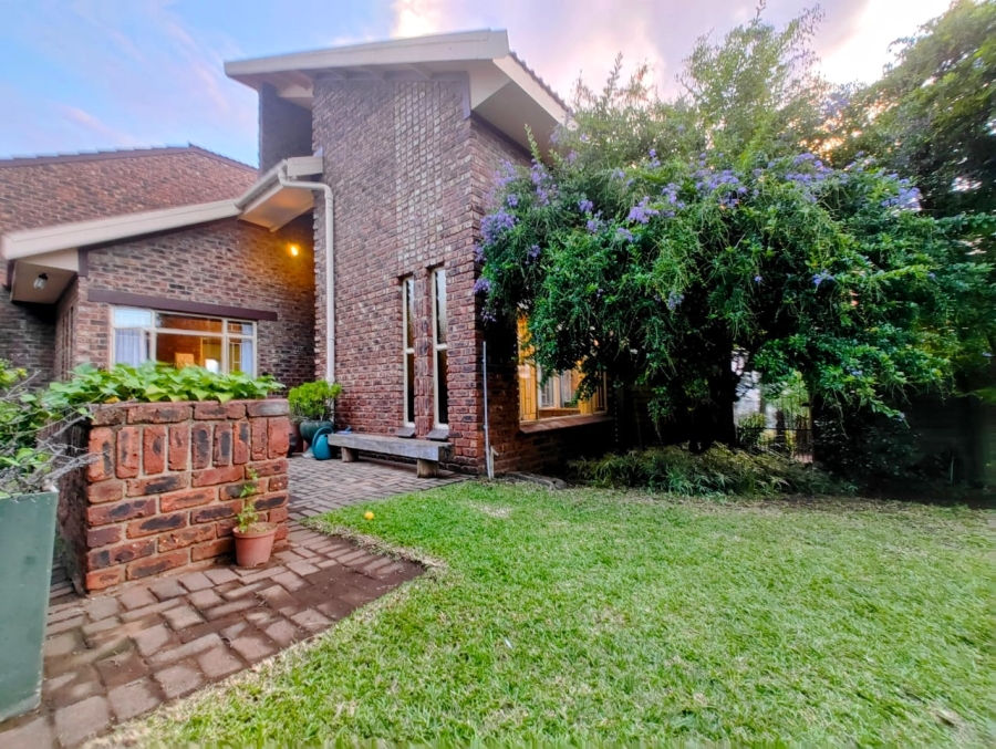3 Bedroom Property for Sale in Signal Hill KwaZulu-Natal