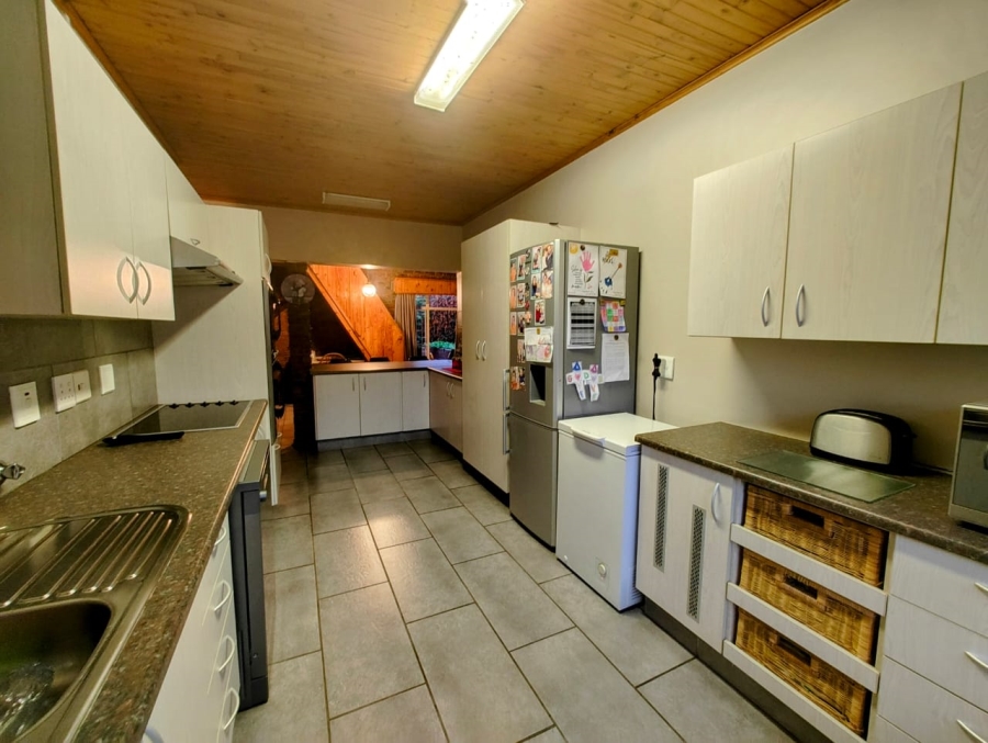 3 Bedroom Property for Sale in Signal Hill KwaZulu-Natal