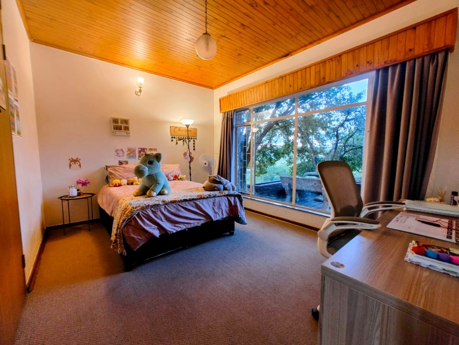 3 Bedroom Property for Sale in Signal Hill KwaZulu-Natal