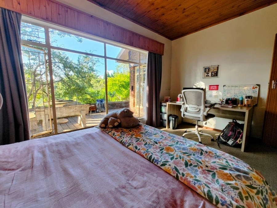 3 Bedroom Property for Sale in Signal Hill KwaZulu-Natal