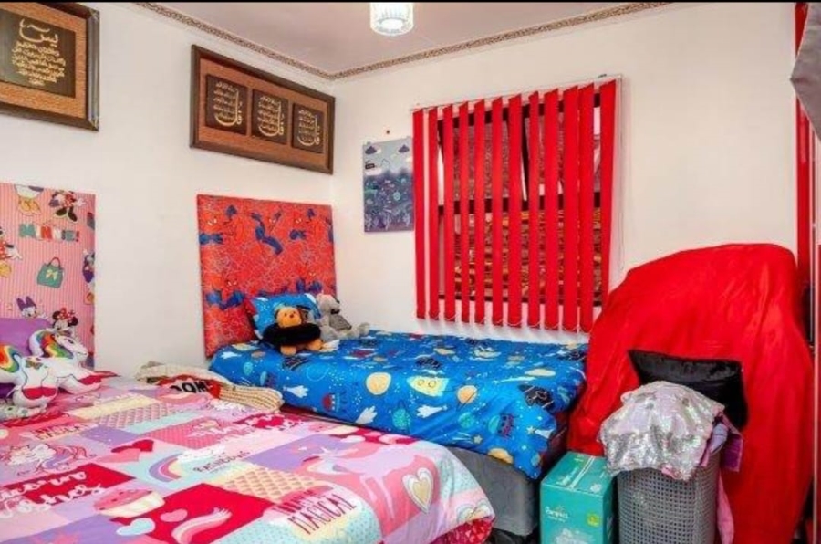 2 Bedroom Property for Sale in Sherwood KwaZulu-Natal