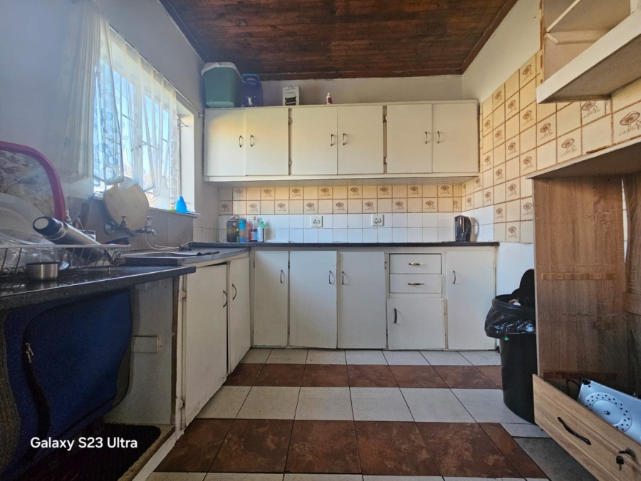 3 Bedroom Property for Sale in Lennoxton KwaZulu-Natal
