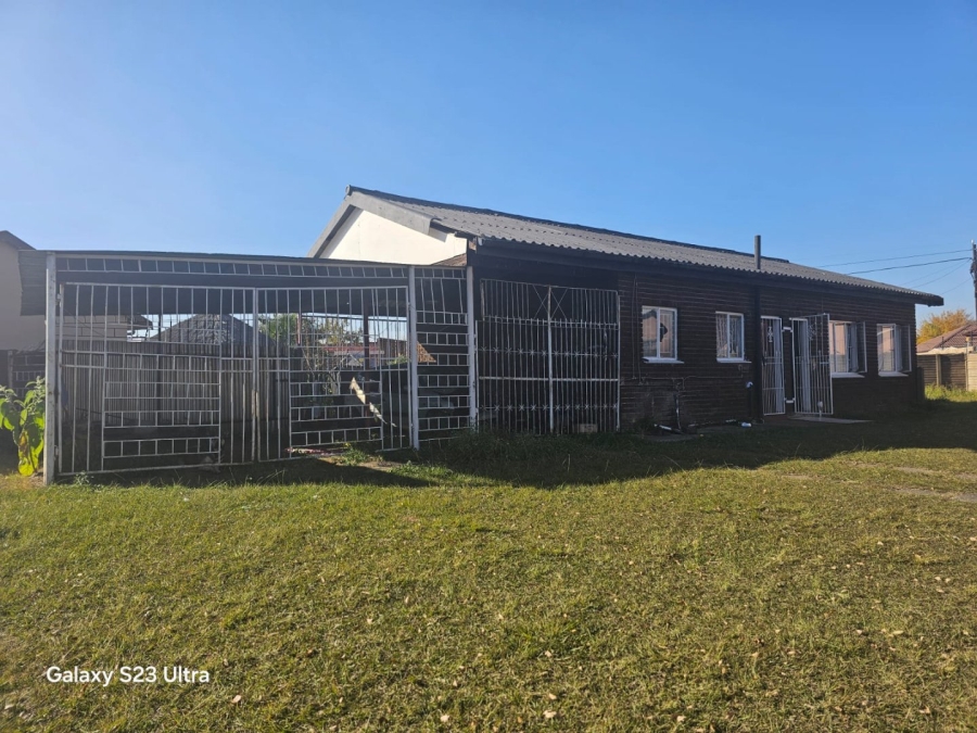 3 Bedroom Property for Sale in Lennoxton KwaZulu-Natal