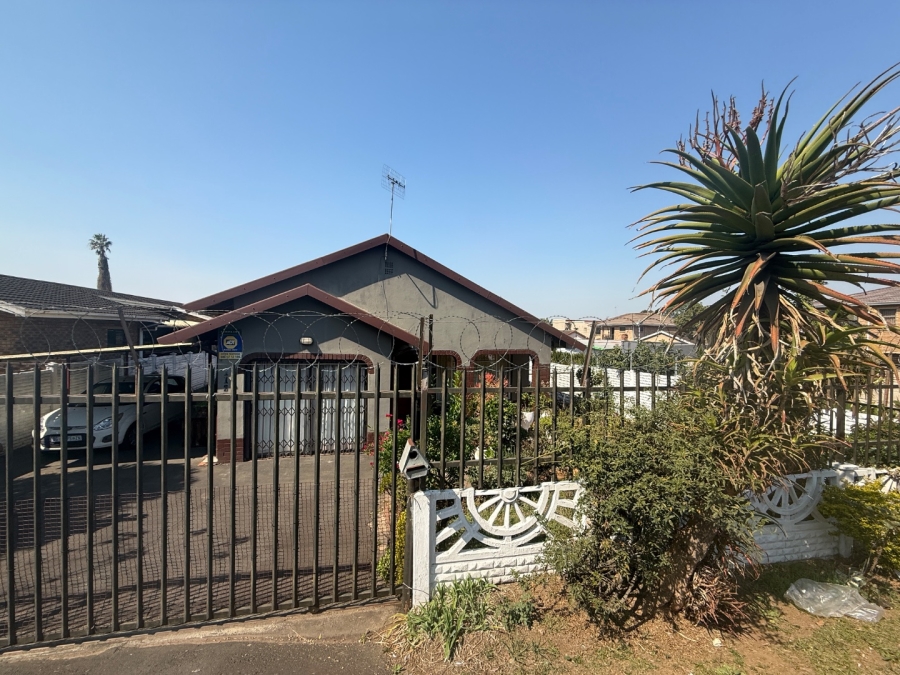 3 Bedroom Property for Sale in Newholme KwaZulu-Natal