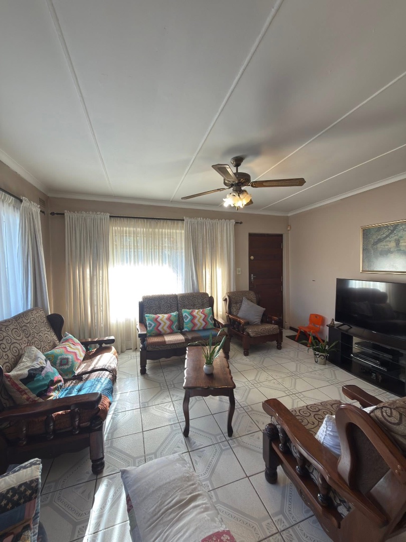 3 Bedroom Property for Sale in Newholme KwaZulu-Natal