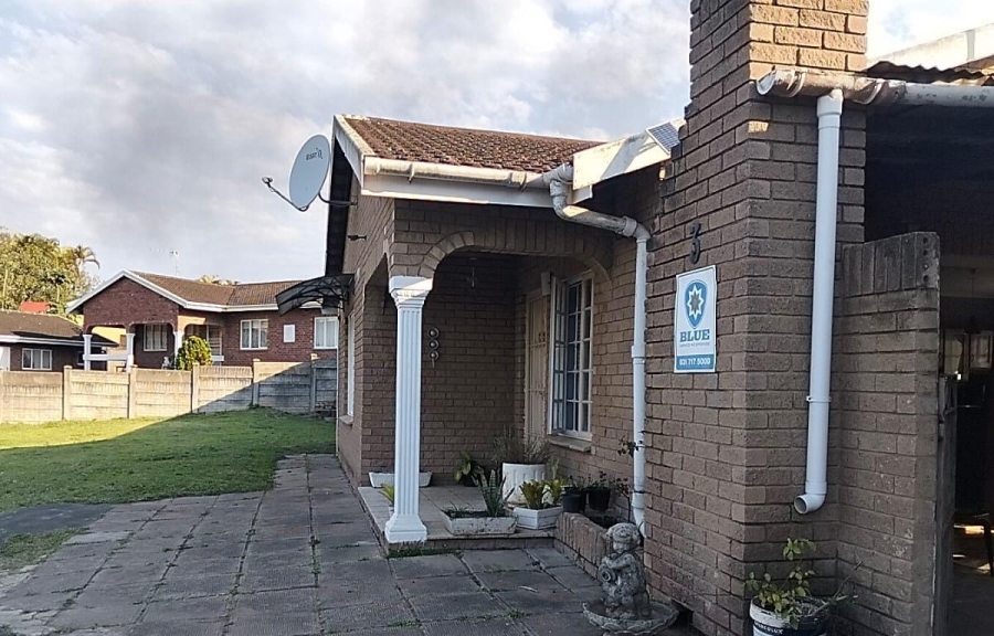 4 Bedroom Property for Sale in Queensburgh KwaZulu-Natal