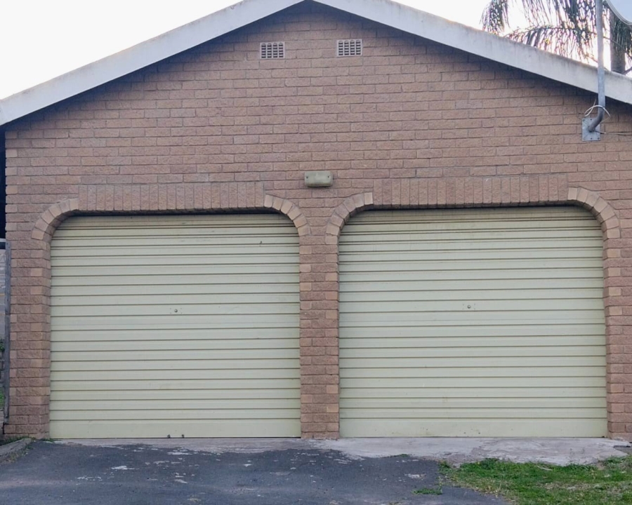 4 Bedroom Property for Sale in Queensburgh KwaZulu-Natal