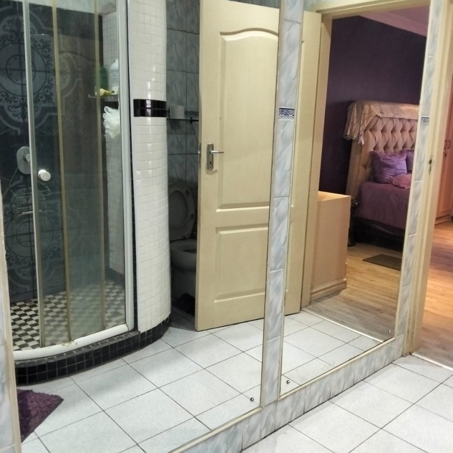4 Bedroom Property for Sale in Queensburgh KwaZulu-Natal