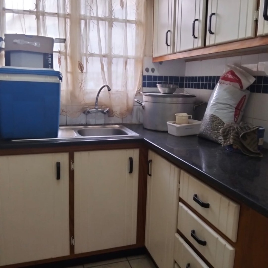 4 Bedroom Property for Sale in Queensburgh KwaZulu-Natal