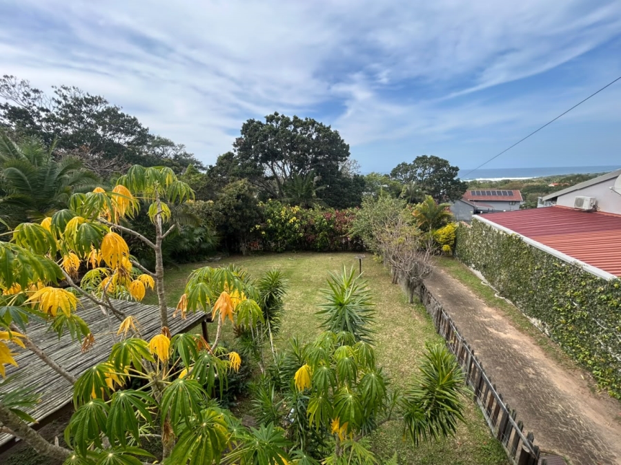 6 Bedroom Property for Sale in Leisure Bay KwaZulu-Natal