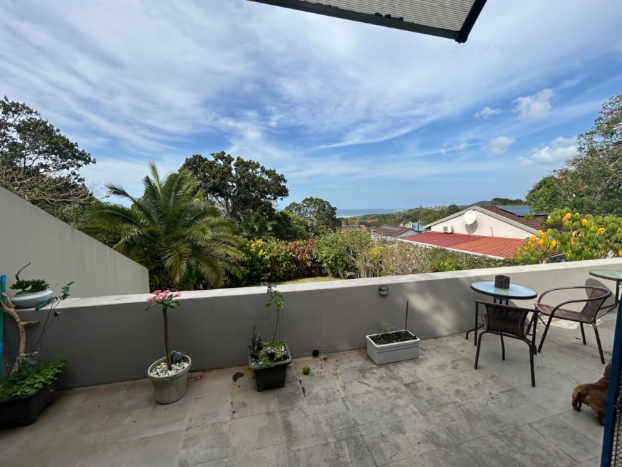 6 Bedroom Property for Sale in Leisure Bay KwaZulu-Natal