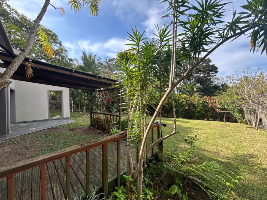 6 Bedroom Property for Sale in Leisure Bay KwaZulu-Natal