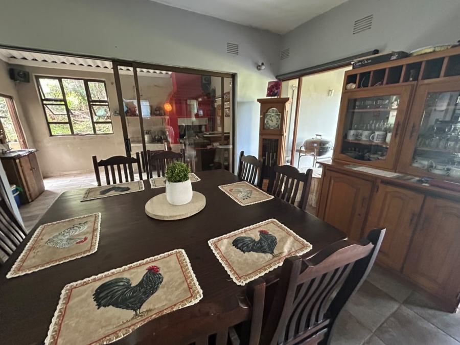6 Bedroom Property for Sale in Leisure Bay KwaZulu-Natal