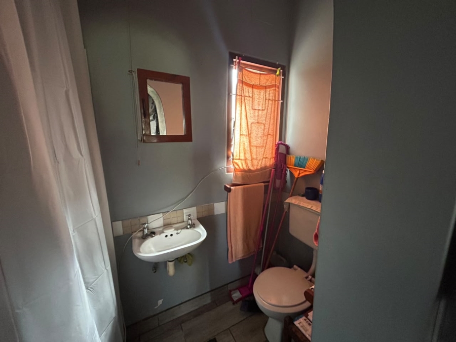 6 Bedroom Property for Sale in Leisure Bay KwaZulu-Natal