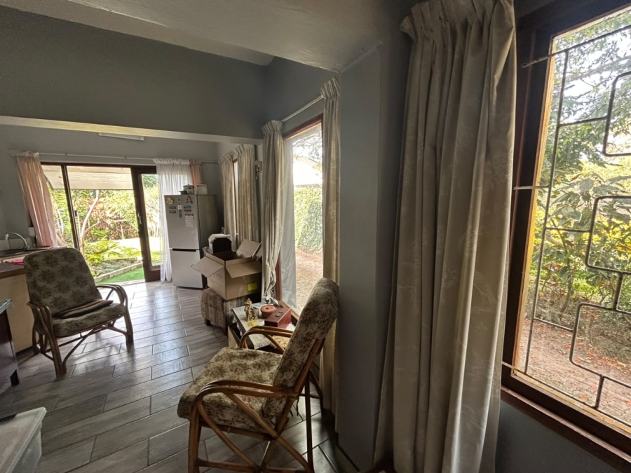 6 Bedroom Property for Sale in Leisure Bay KwaZulu-Natal