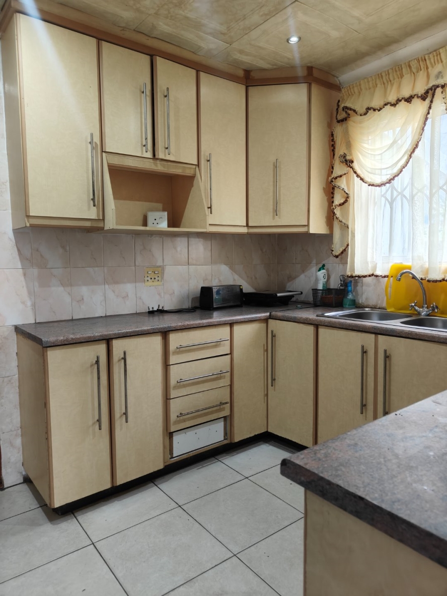 3 Bedroom Property for Sale in Langalibalele KwaZulu-Natal