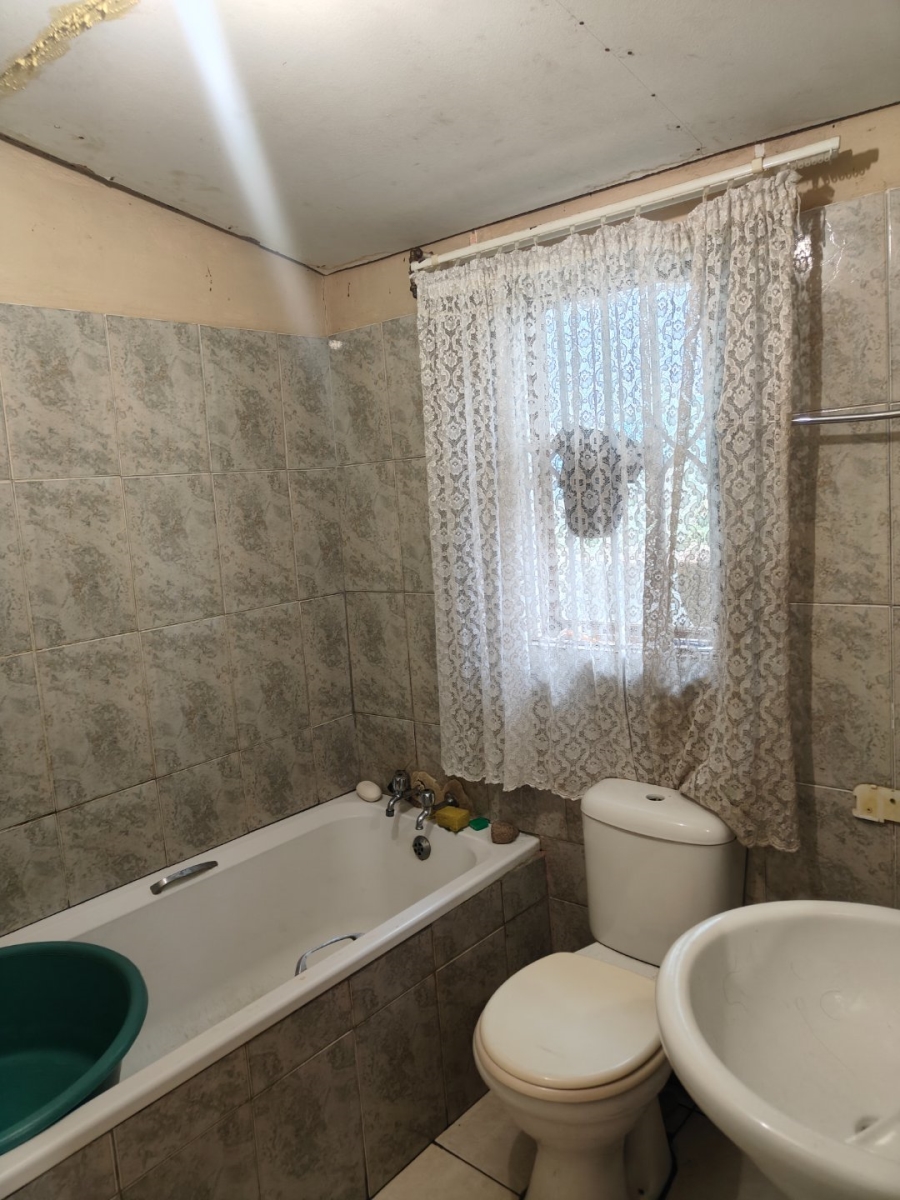 3 Bedroom Property for Sale in Langalibalele KwaZulu-Natal