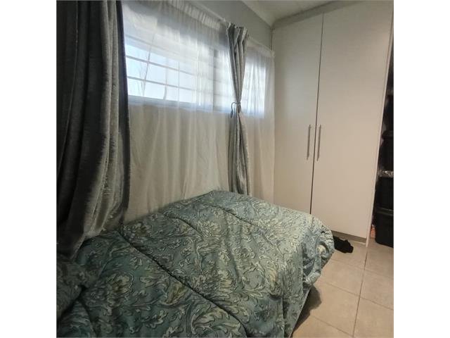 2 Bedroom Property for Sale in Umbogintwini KwaZulu-Natal
