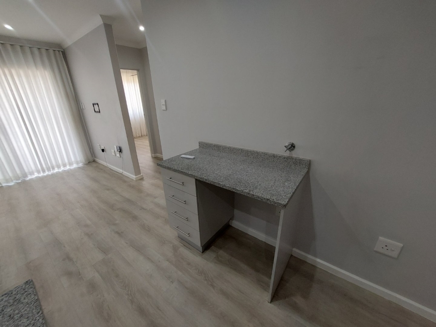 To Let 2 Bedroom Property for Rent in Hayfields KwaZulu-Natal