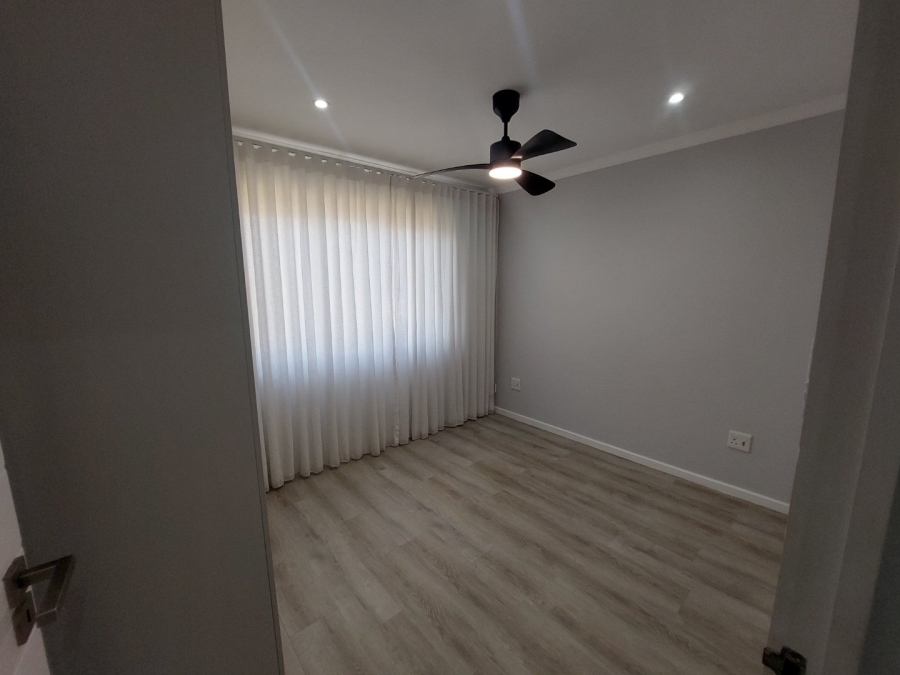 To Let 2 Bedroom Property for Rent in Hayfields KwaZulu-Natal