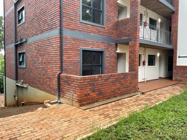 To Let 2 Bedroom Property for Rent in Athlone KwaZulu-Natal