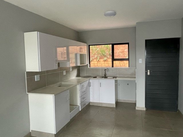 To Let 2 Bedroom Property for Rent in Athlone KwaZulu-Natal