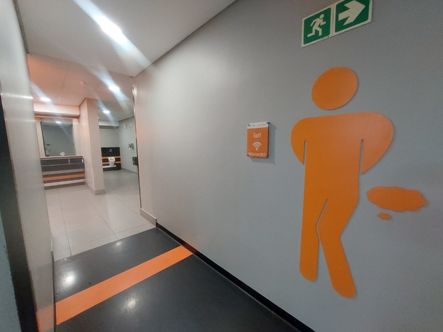 To Let Commercial Property for Rent in Scottsville KwaZulu-Natal