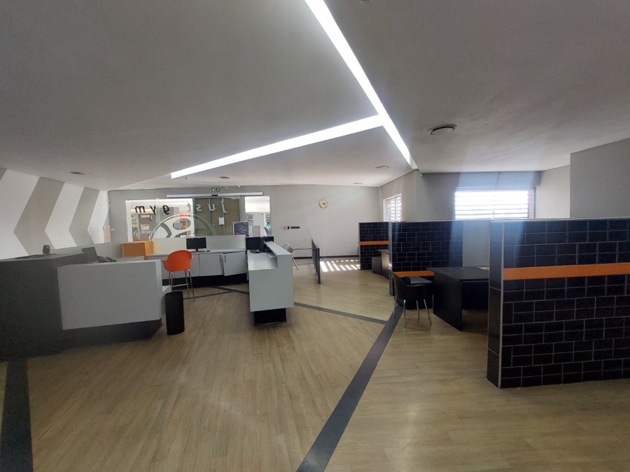 To Let Commercial Property for Rent in Scottsville KwaZulu-Natal