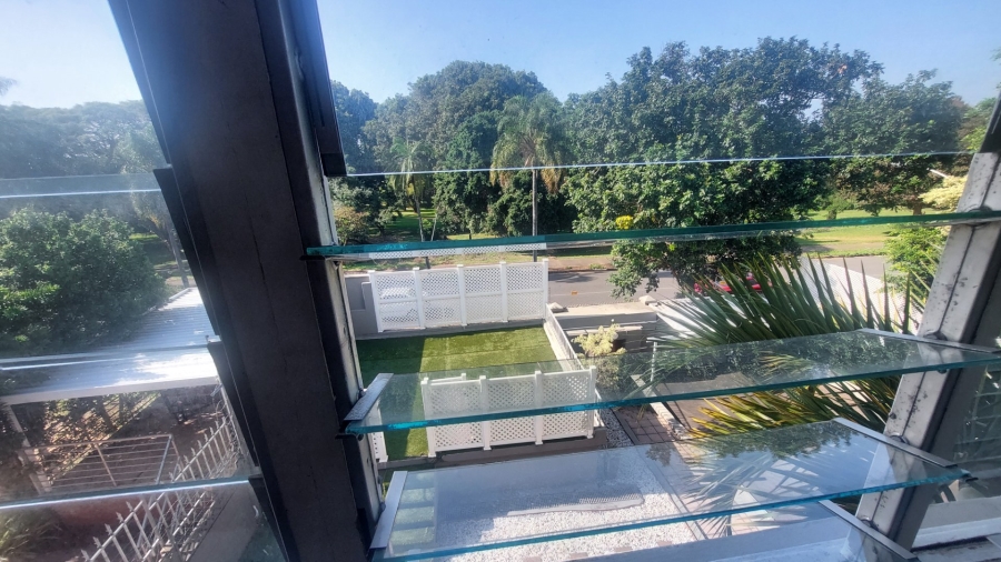 To Let 3 Bedroom Property for Rent in Glenwood KwaZulu-Natal