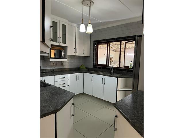 4 Bedroom Property for Sale in Isipingo Hills KwaZulu-Natal