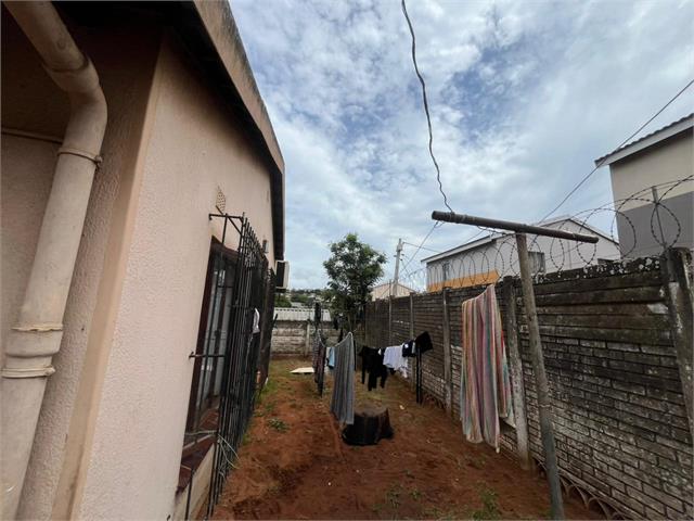 4 Bedroom Property for Sale in Isipingo Hills KwaZulu-Natal