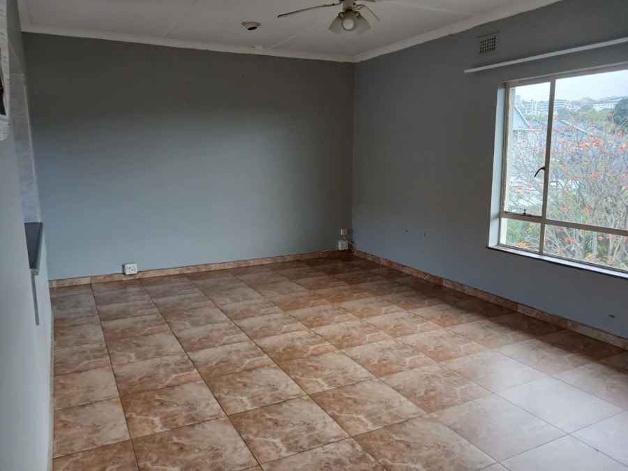 To Let 2 Bedroom Property for Rent in Windermere KwaZulu-Natal