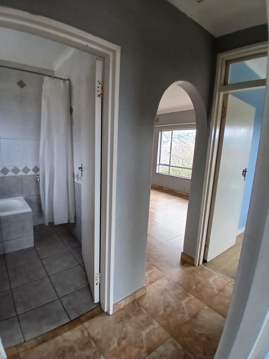 To Let 2 Bedroom Property for Rent in Windermere KwaZulu-Natal
