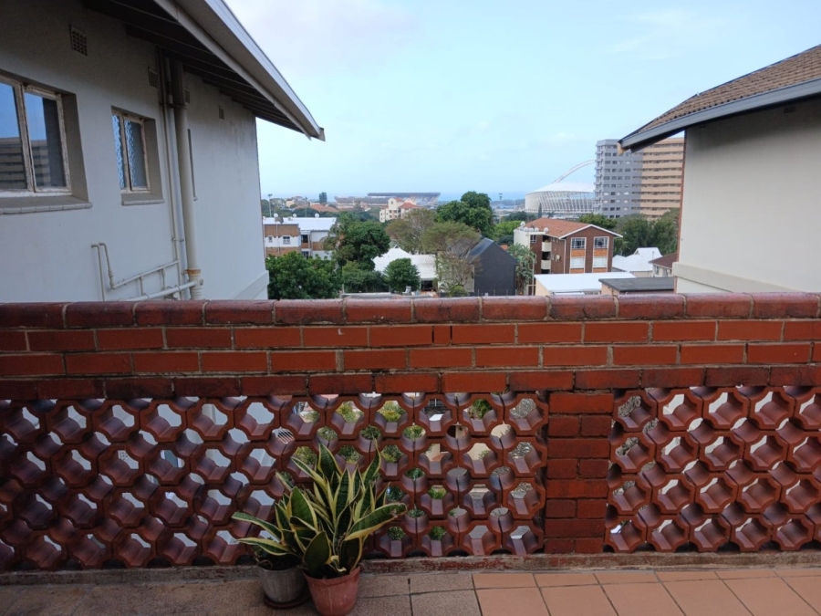 To Let 2 Bedroom Property for Rent in Windermere KwaZulu-Natal