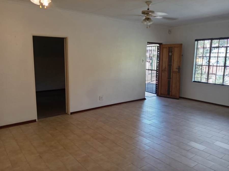 3 Bedroom Property for Sale in Newcastle KwaZulu-Natal