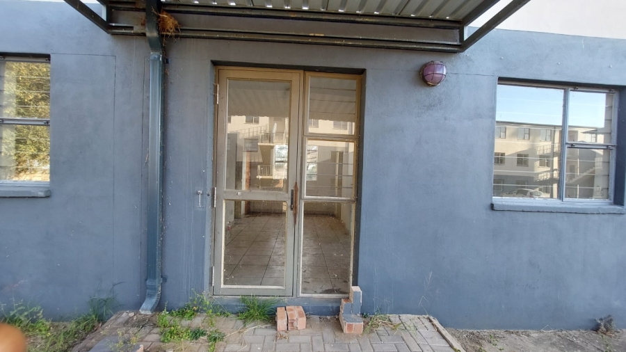 2 Bedroom Property for Sale in Madadeni D KwaZulu-Natal