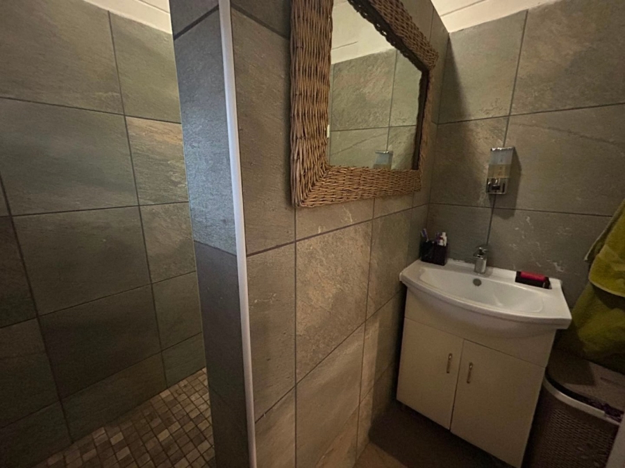 2 Bedroom Property for Sale in Marina Beach KwaZulu-Natal