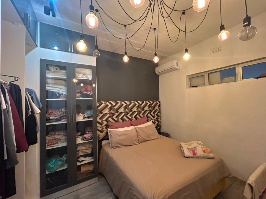 2 Bedroom Property for Sale in Marina Beach KwaZulu-Natal