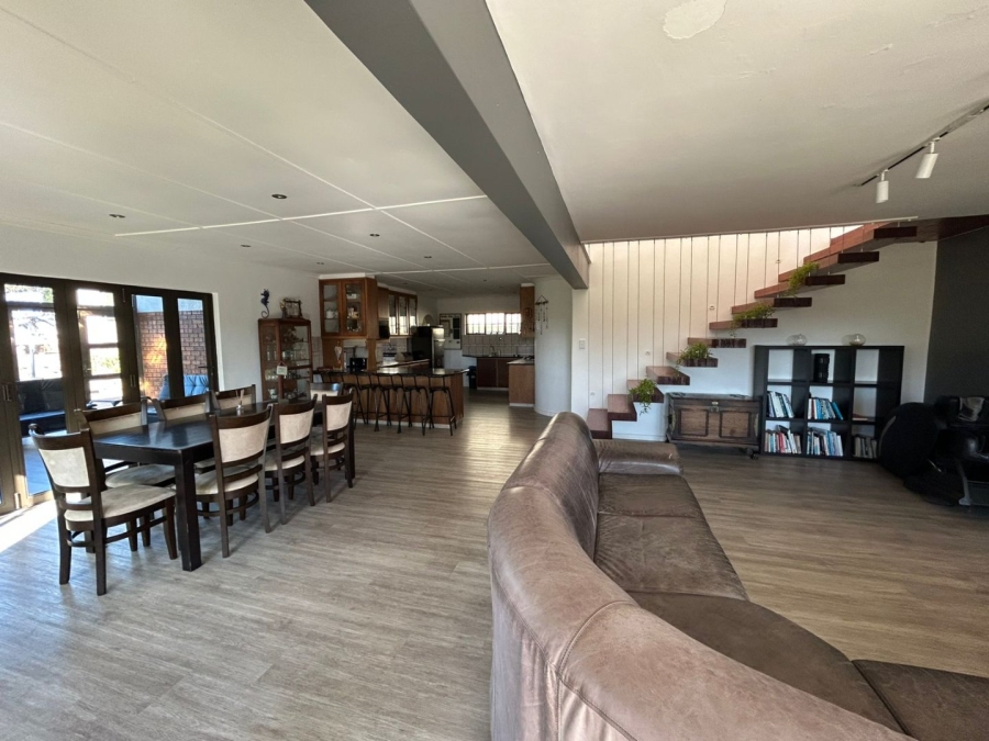 4 Bedroom Property for Sale in Palm Beach KwaZulu-Natal